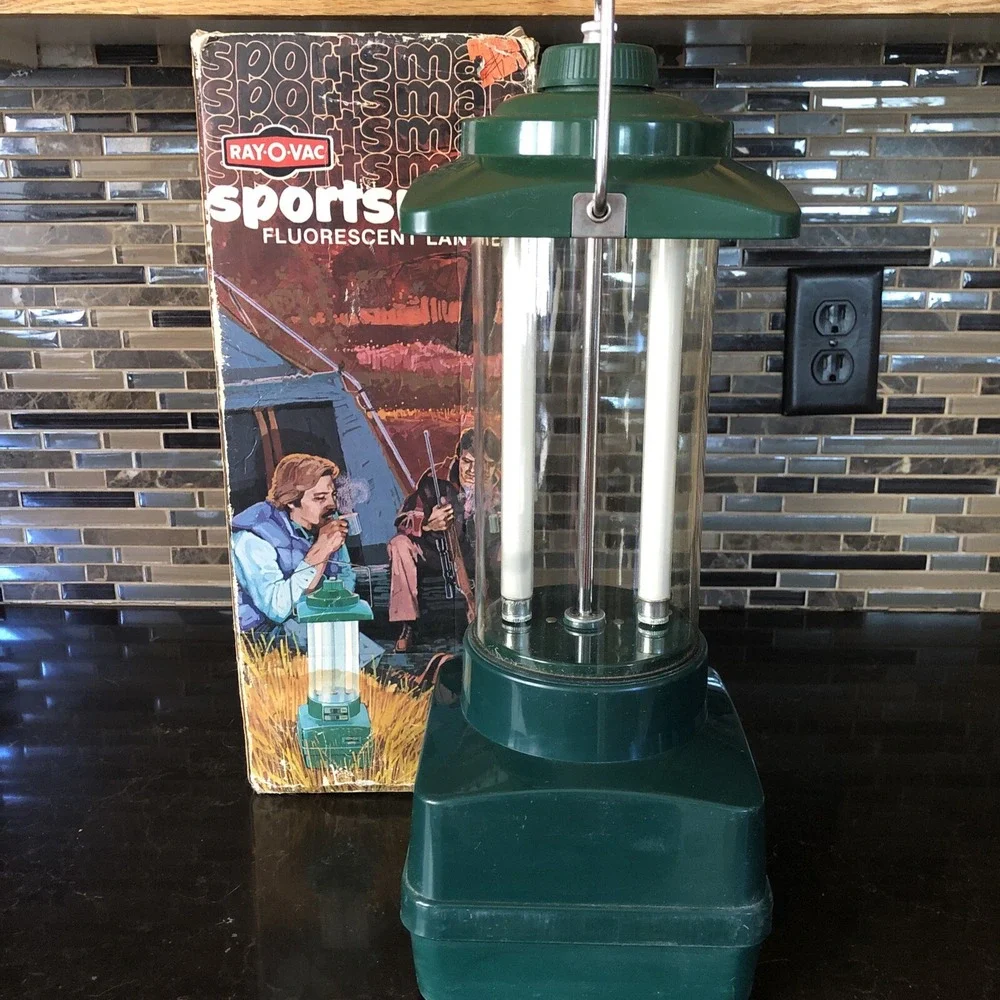 Vintage Green Ray-O-Vac Sportsman 360‎ Fluorescent Camping Lantern Lamp